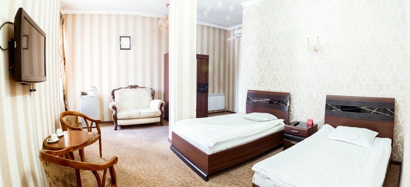 Albatros Hotel Бишкек Экстерьер фото