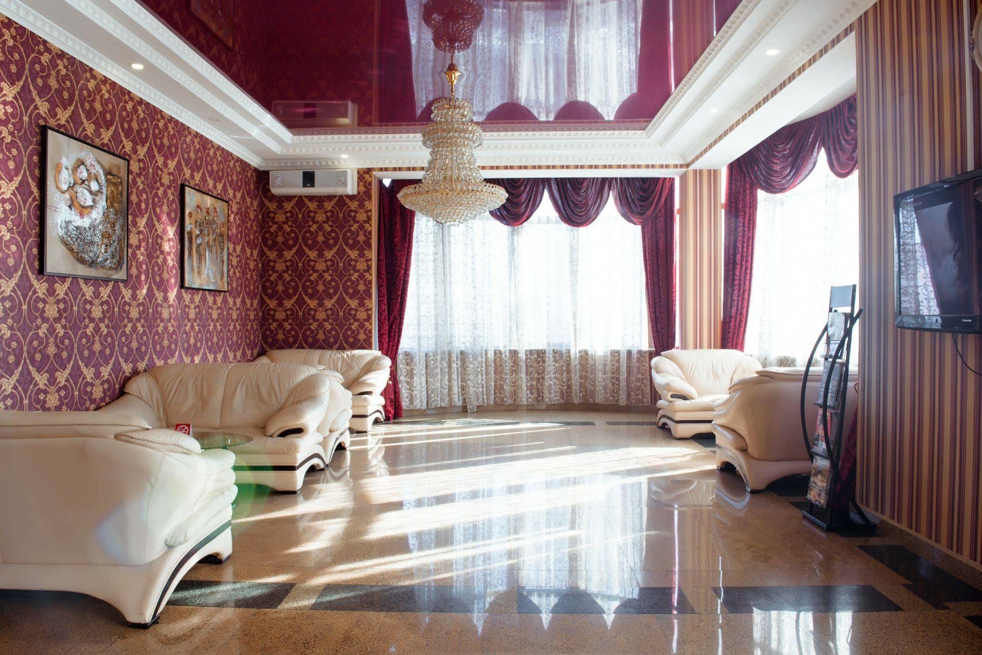 Albatros Hotel Бишкек Экстерьер фото