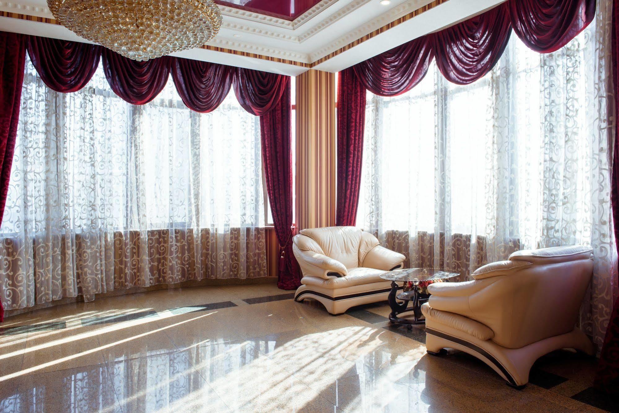Albatros Hotel Бишкек Экстерьер фото
